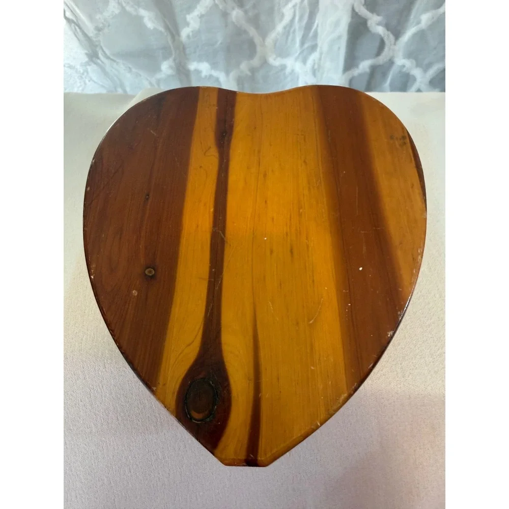 N/A vintage heart